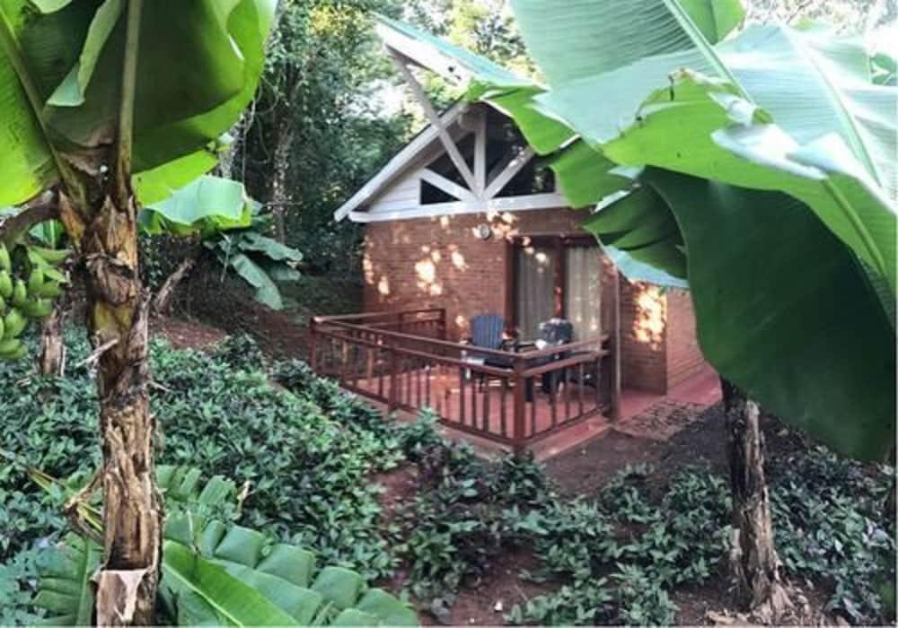 Raices Amambai Lodges Puerto Iguazú Buitenkant foto